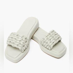 Woven Slide Sandal - NEW
